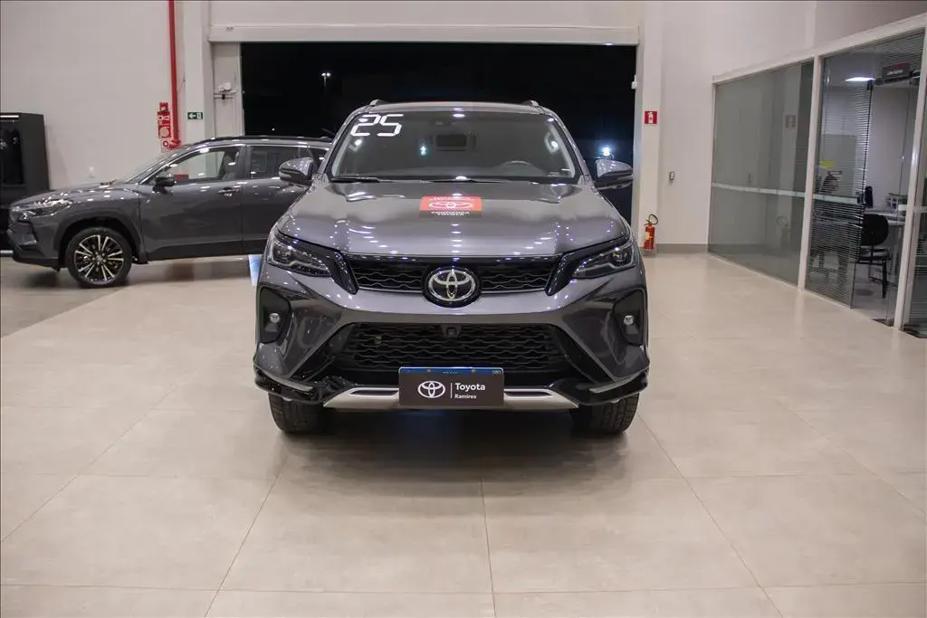 galeria HILUX SW4