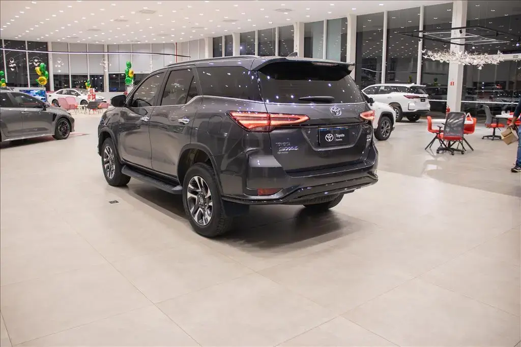 galeria HILUX SW4