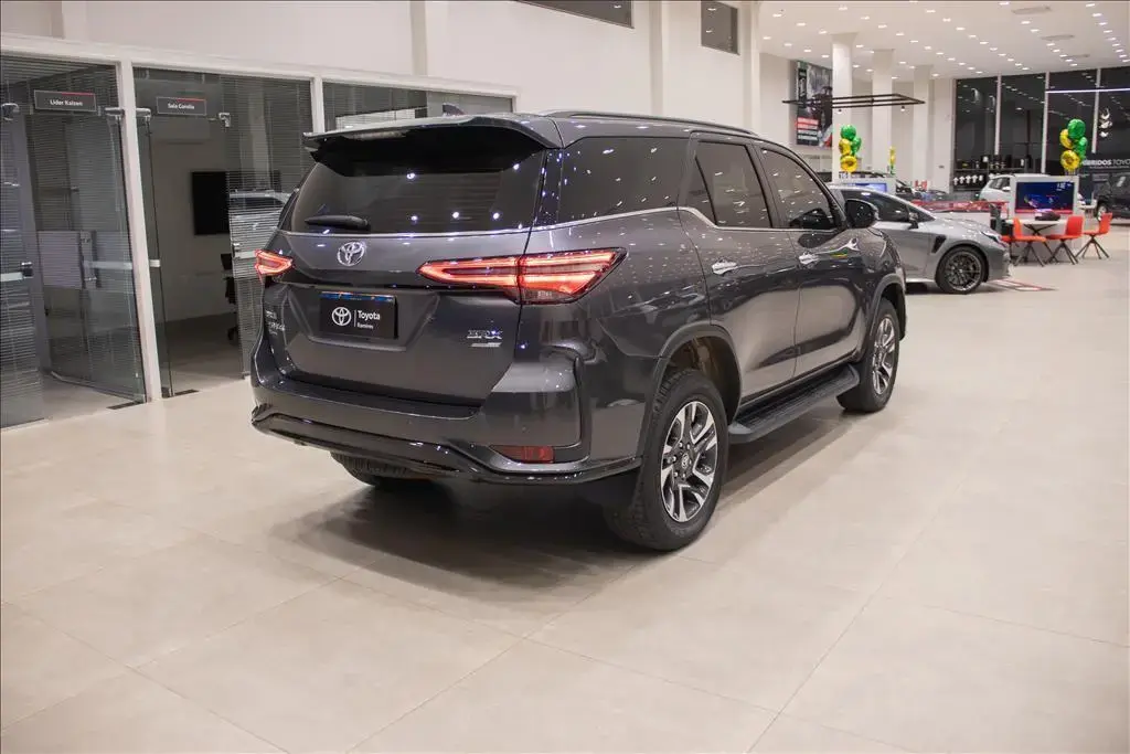 galeria HILUX SW4