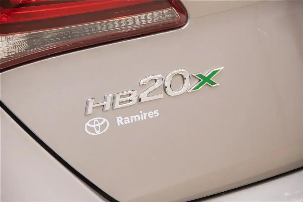 galeria HB20X
