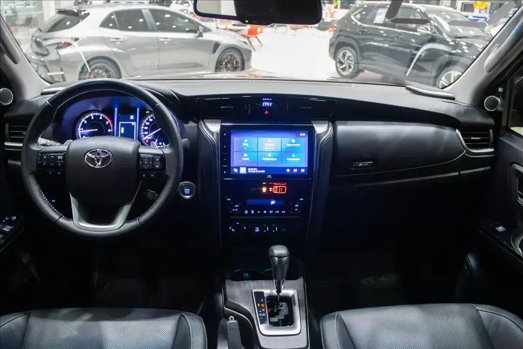 galeria HILUX SW4