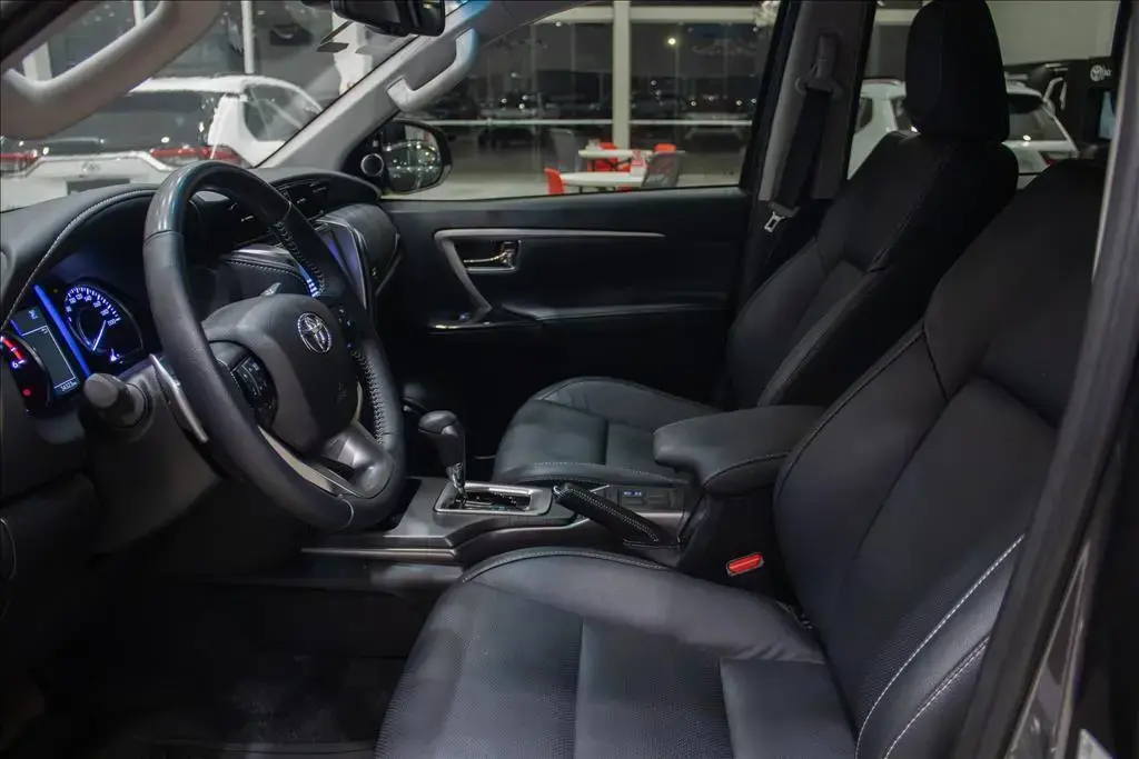 galeria HILUX SW4