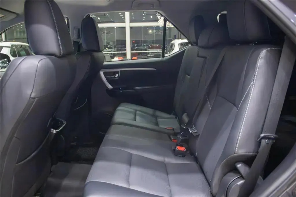 galeria HILUX SW4