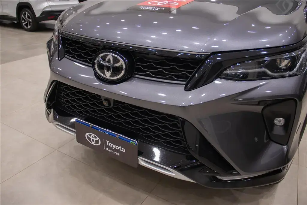 galeria HILUX SW4