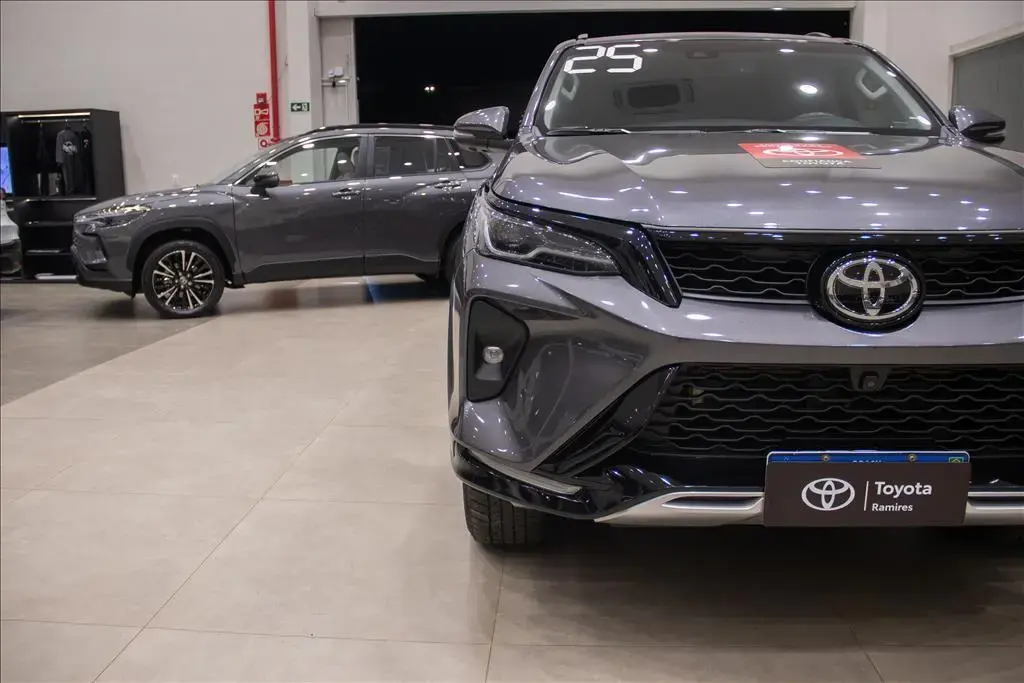 galeria HILUX SW4