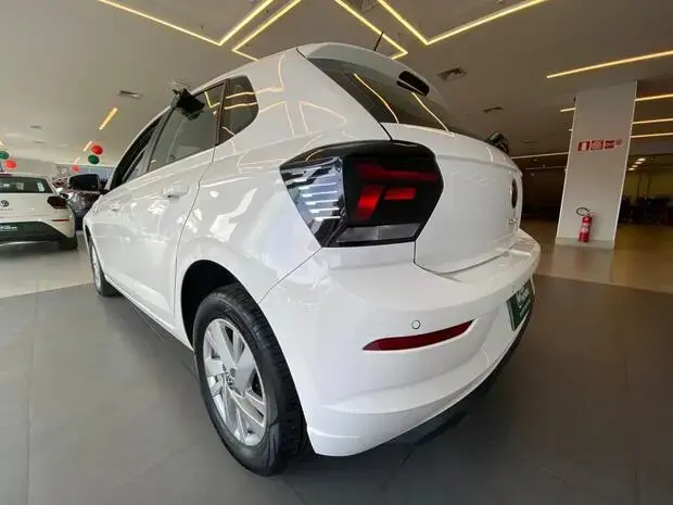 Volkswagen Polo Comfortline (Aut) (Flex)