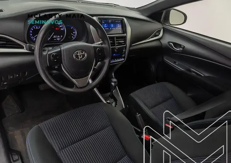 galeria YARIS