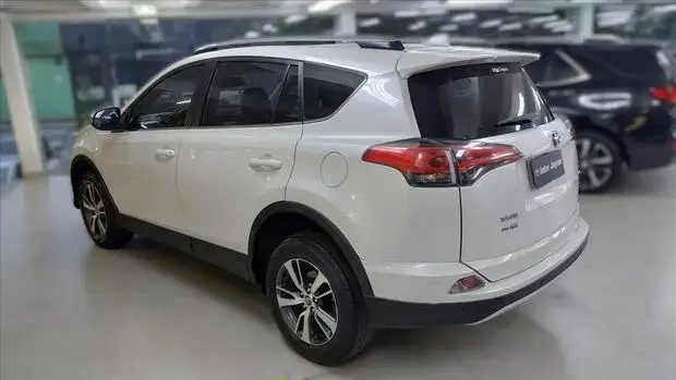 Toyota RAV4 2.0 TOP 4X2 16V GASOLINA 4P AUTOMÁTICO