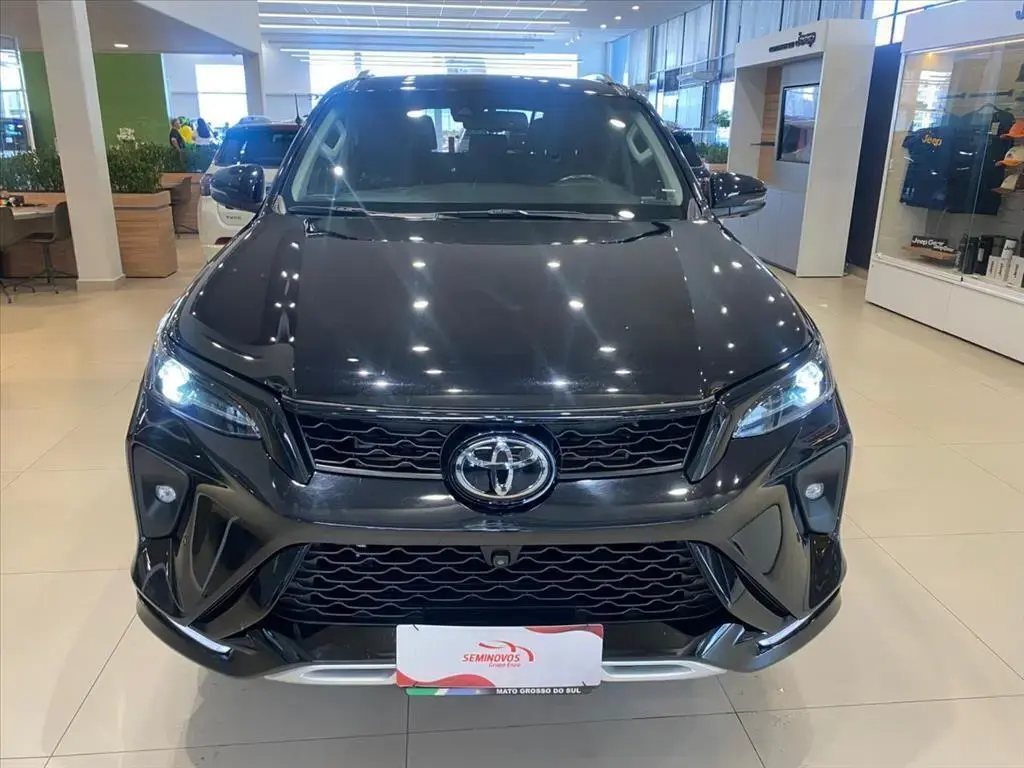 galeria HILUX SW4