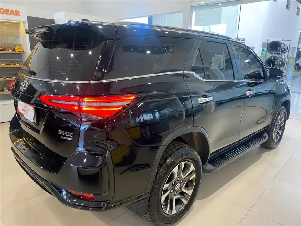 galeria HILUX SW4
