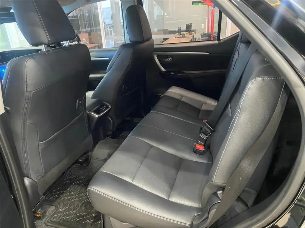 galeria HILUX SW4