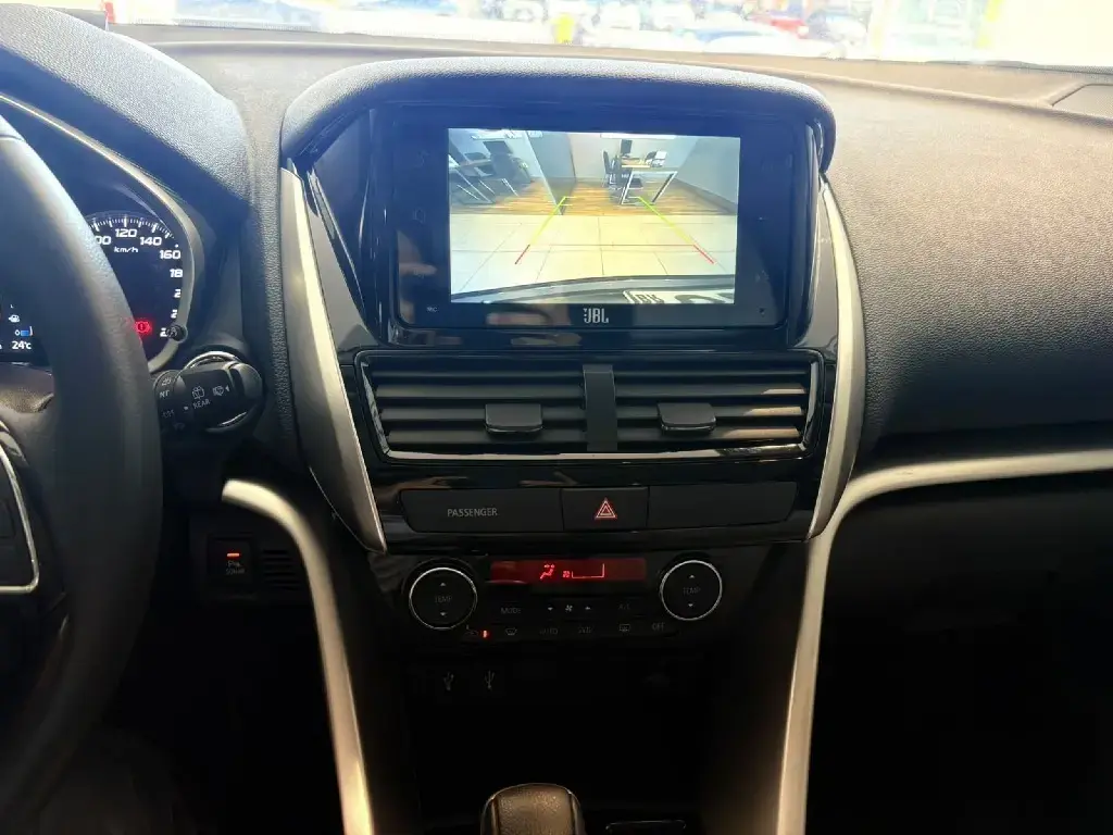 galeria ECLIPSE CROSS