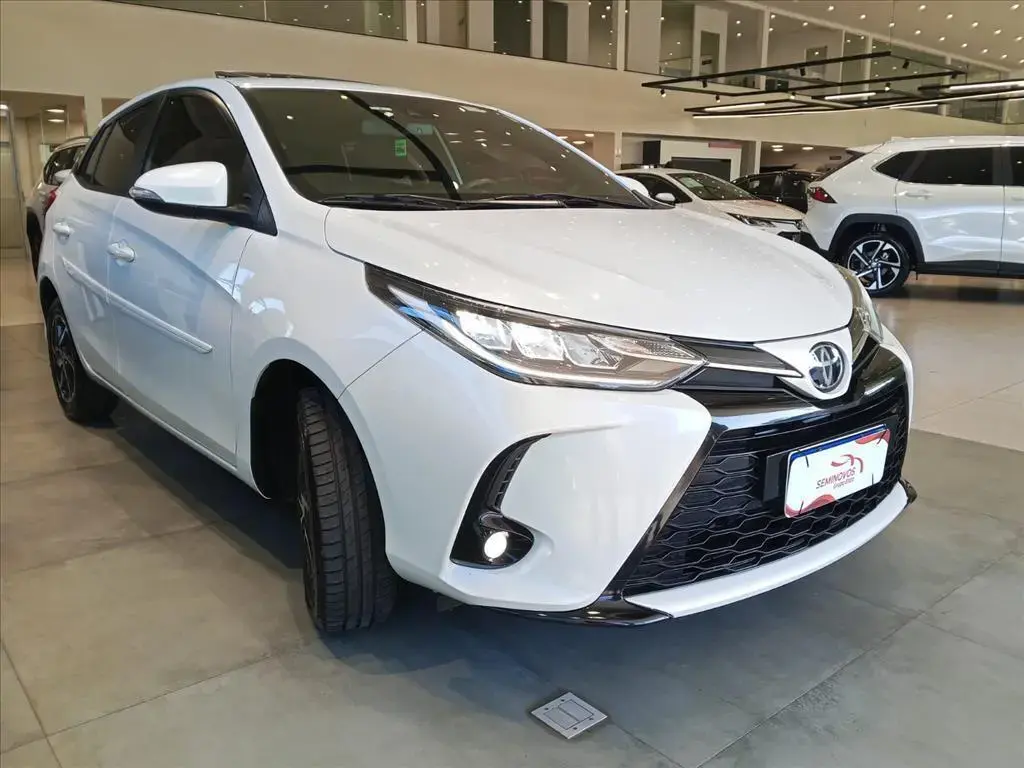galeria YARIS