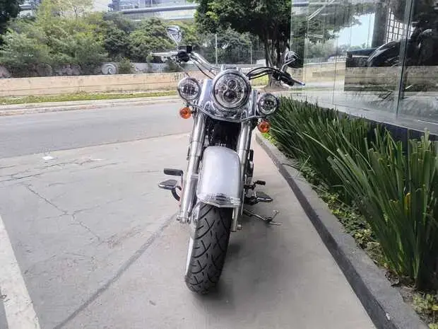Harley Davidson Softail Deluxe Softail De Luxe