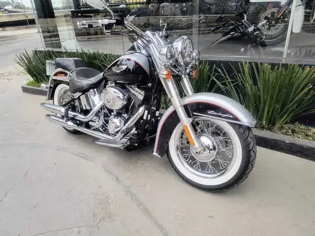 Harley Davidson Softail Deluxe Softail De Luxe
