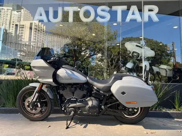 Harley Davidson Low Rider ST