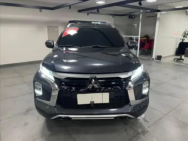 Mitsubishi PAJERO SPORT 2.4 16V MIVEC TURBO DIESEL LEGEND AWD AUTOMÁTICO