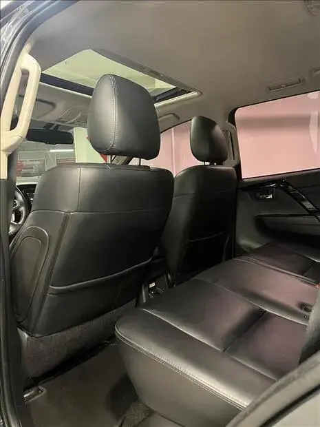 Mitsubishi PAJERO SPORT 2.4 16V MIVEC TURBO DIESEL LEGEND AWD AUTOMÁTICO