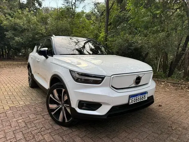 Volvo XC40 P8 RECHARGE ELECTRIC BEV PURE AWD
