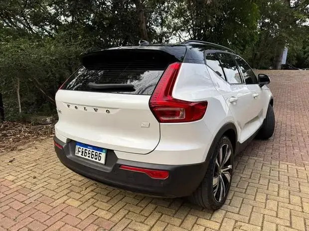 Volvo XC40 P8 RECHARGE ELECTRIC BEV PURE AWD
