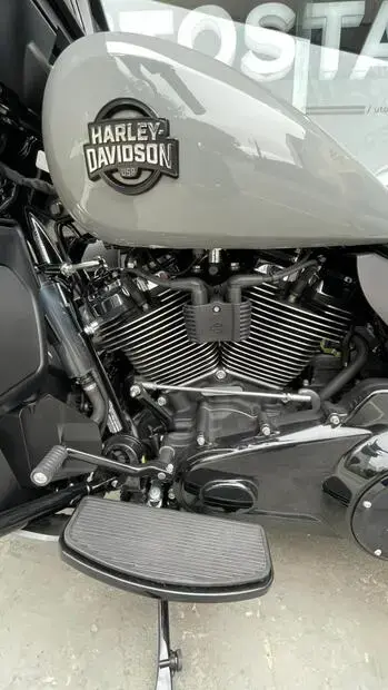 Harley Davidson Street Glide Ultra