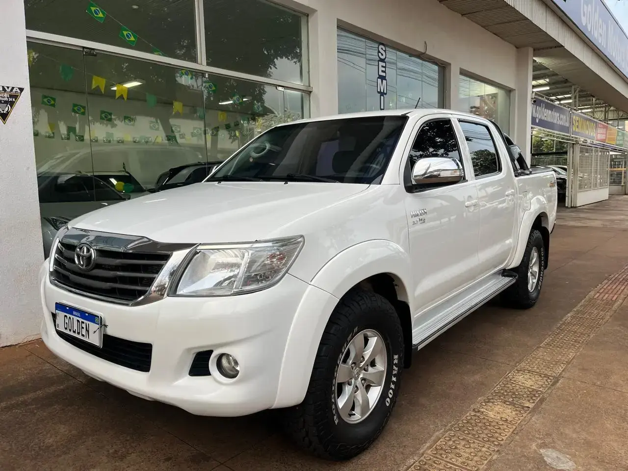 galeria HILUX
