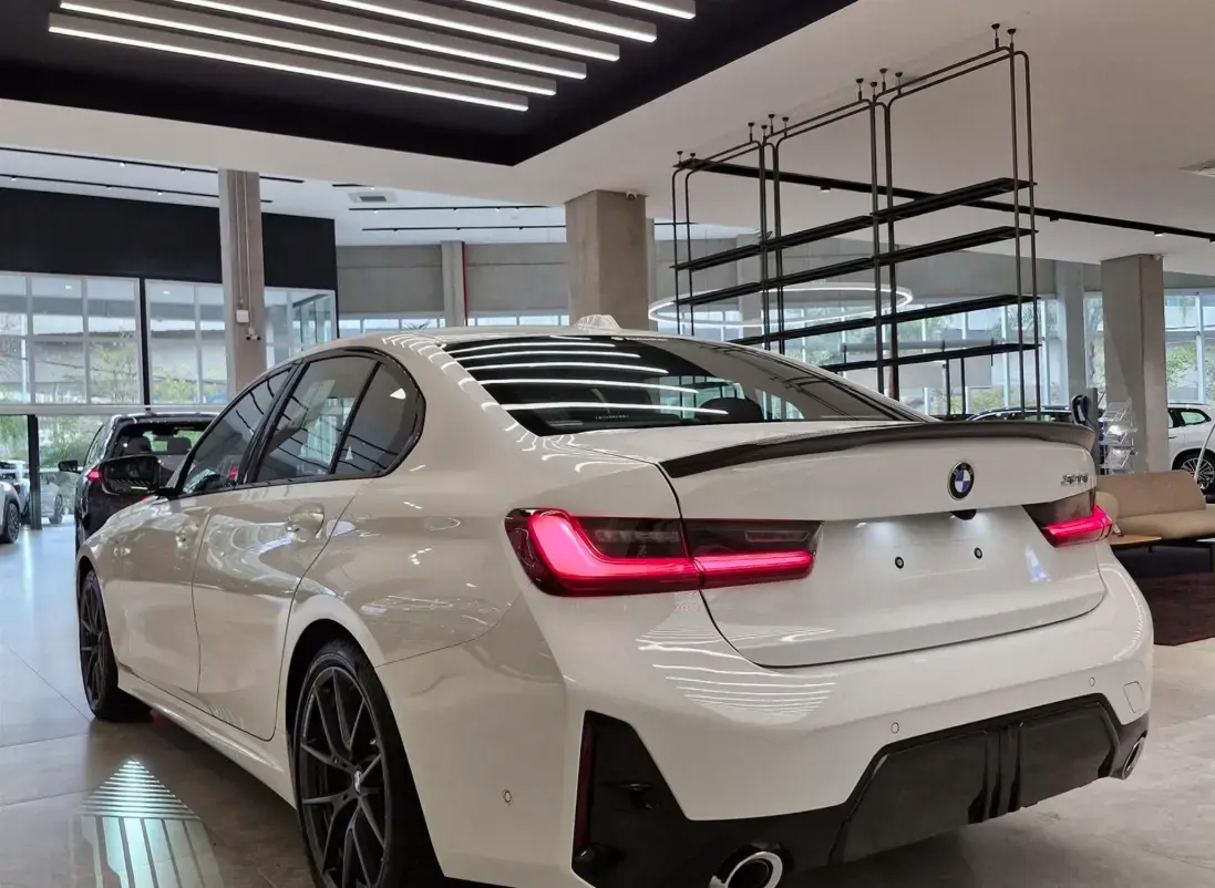 galeria 320i