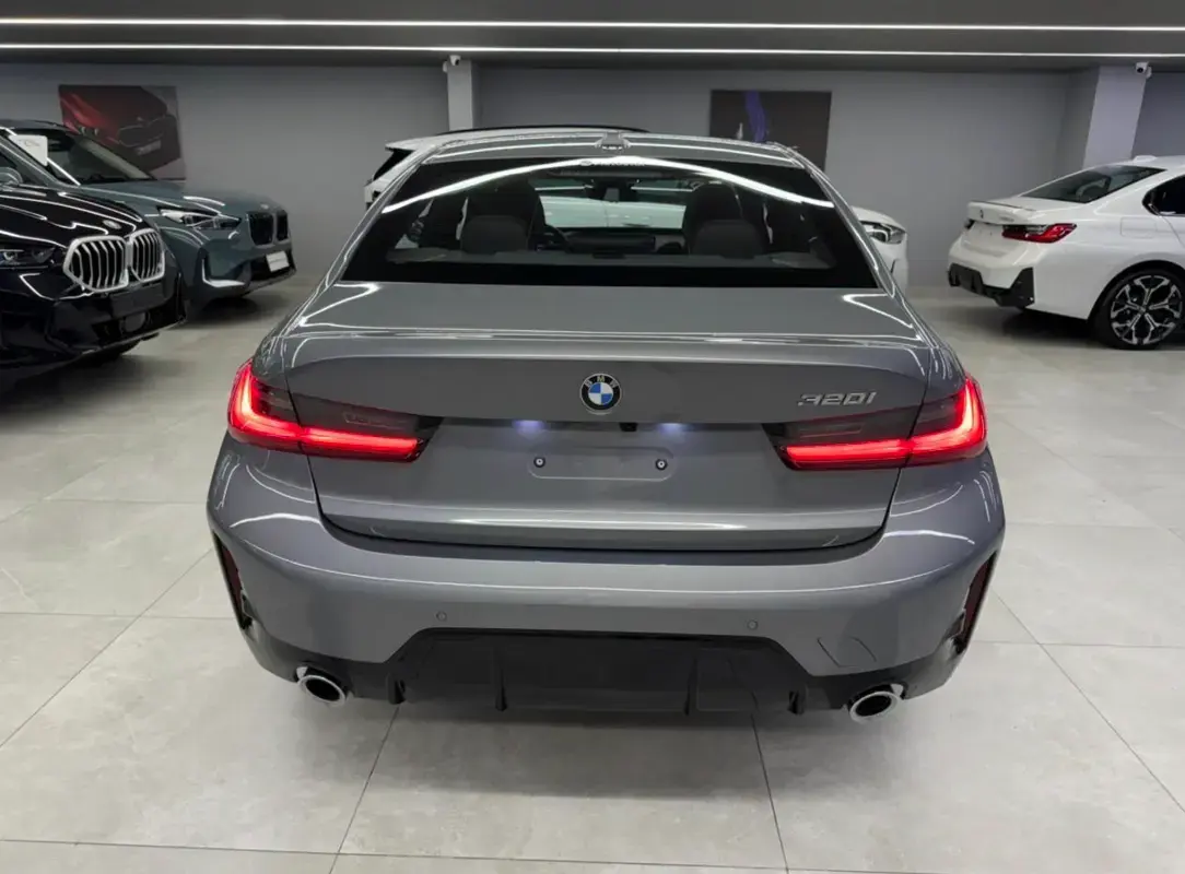 galeria 320i