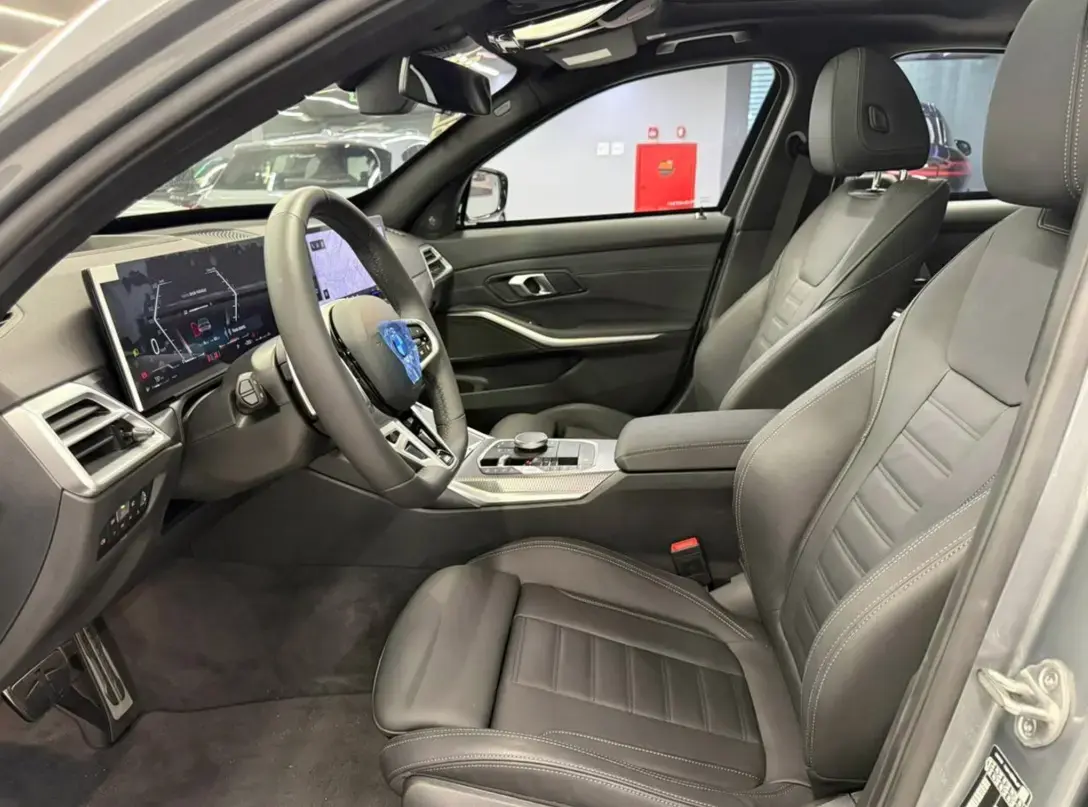 galeria 320i