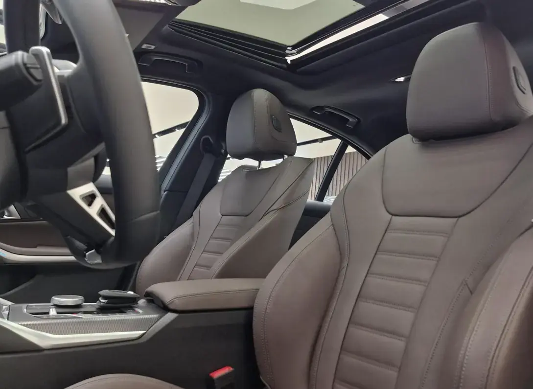 galeria 320i