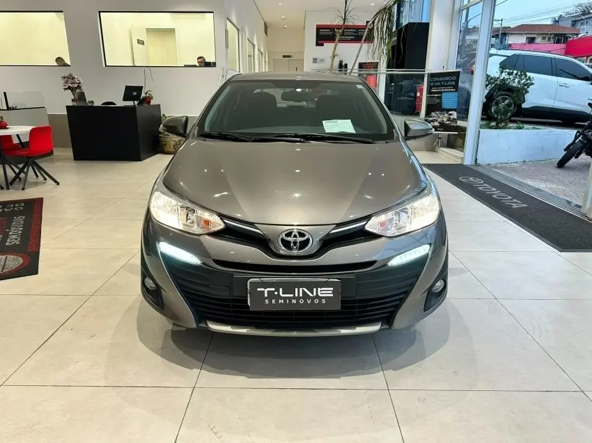 galeria YARIS