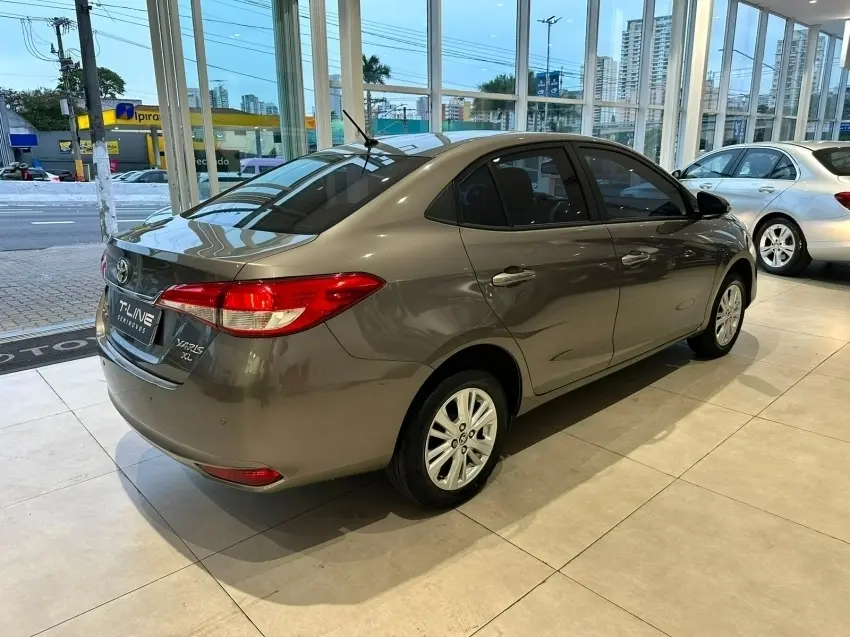 galeria YARIS
