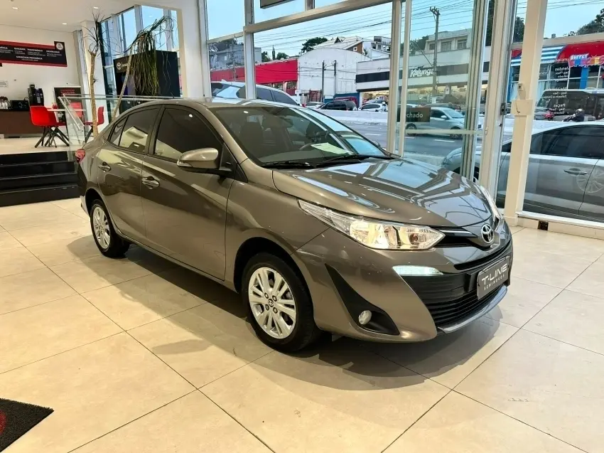 galeria YARIS