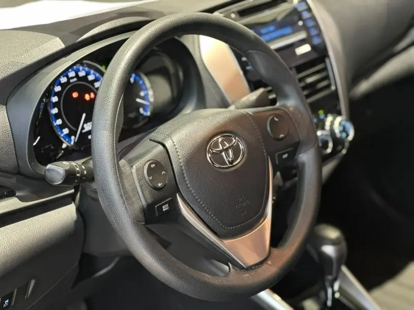 galeria YARIS
