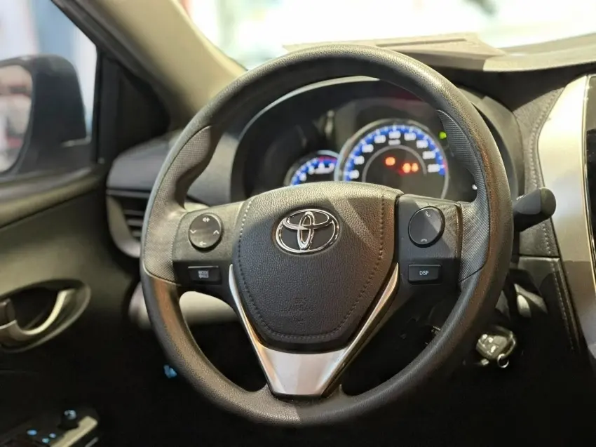 galeria YARIS