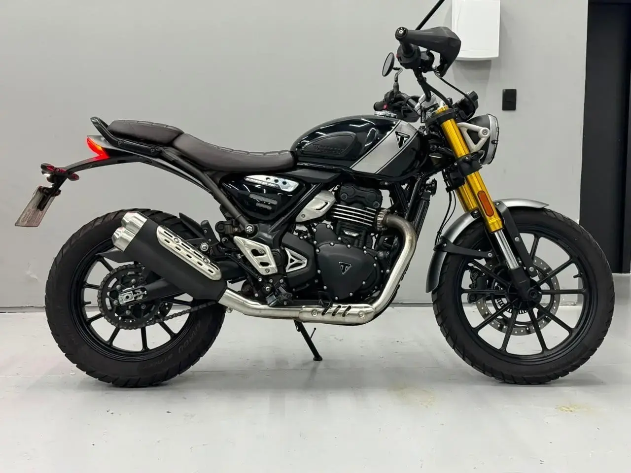 galeria SCRAMBLER 400 X