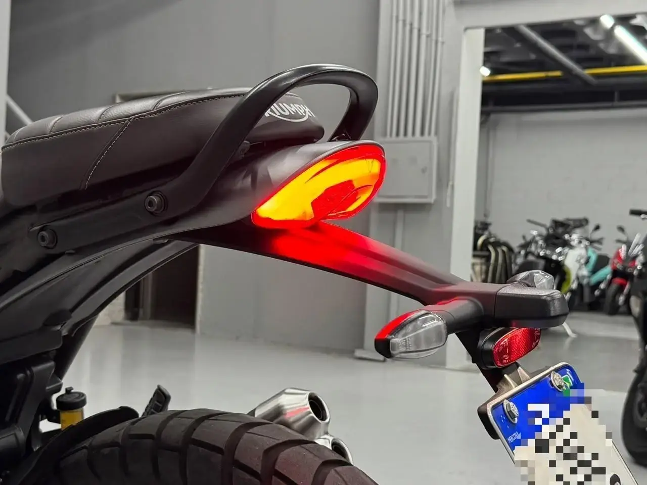 galeria SCRAMBLER 400 X