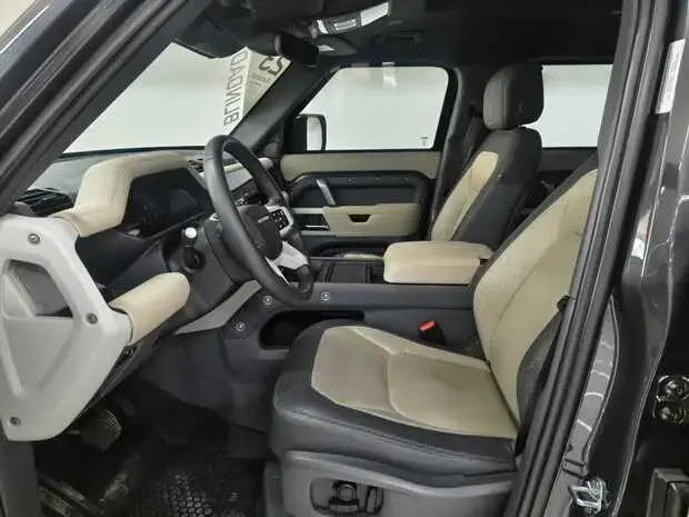 Land Rover Defender 110 X-Dynamic HSE 3.0 TD (Aut)