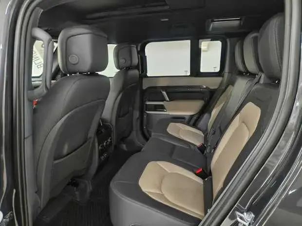 Land Rover Defender 110 X-Dynamic HSE 3.0 TD (Aut)