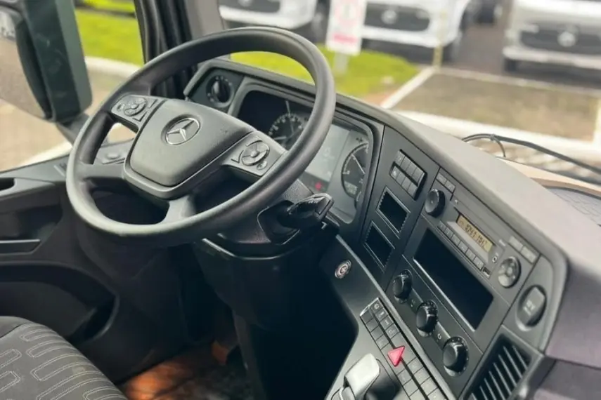 galeria Actros 2548