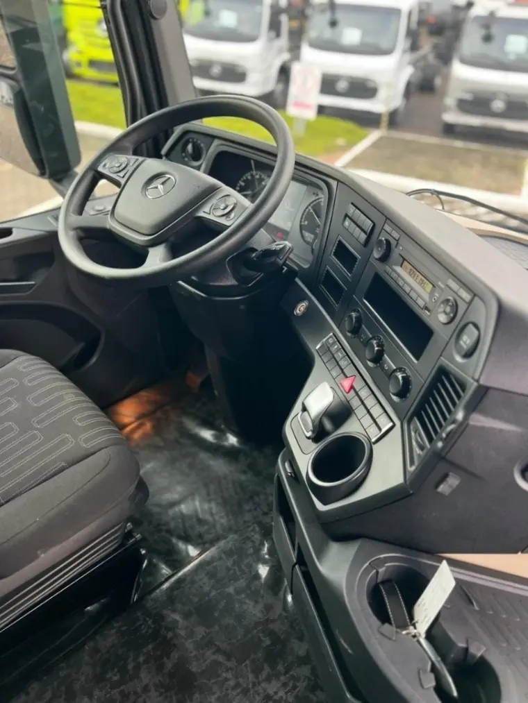 galeria Actros 2548