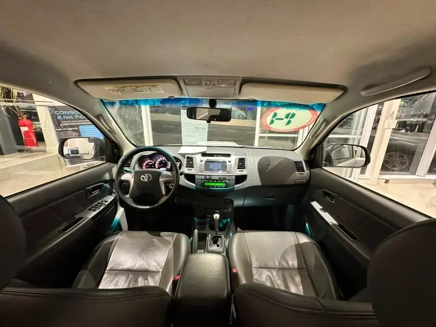 galeria HILUX