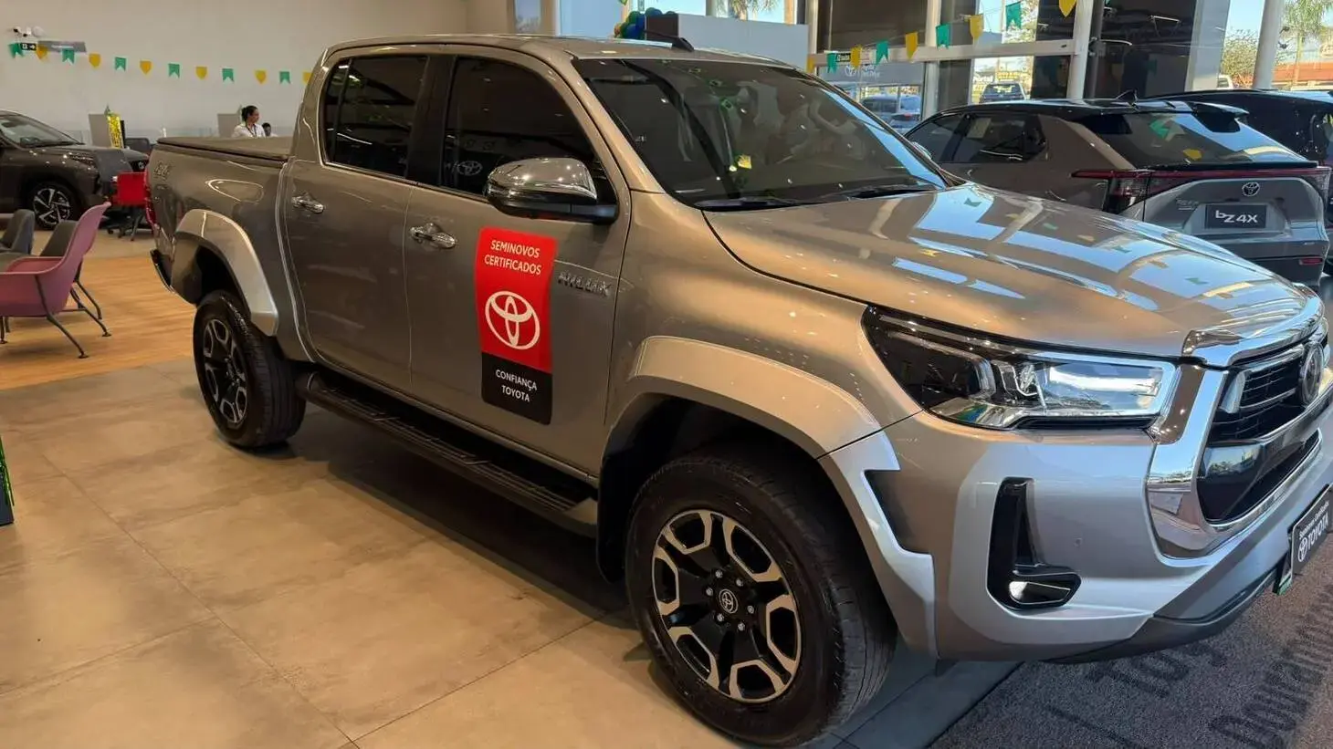 galeria HILUX