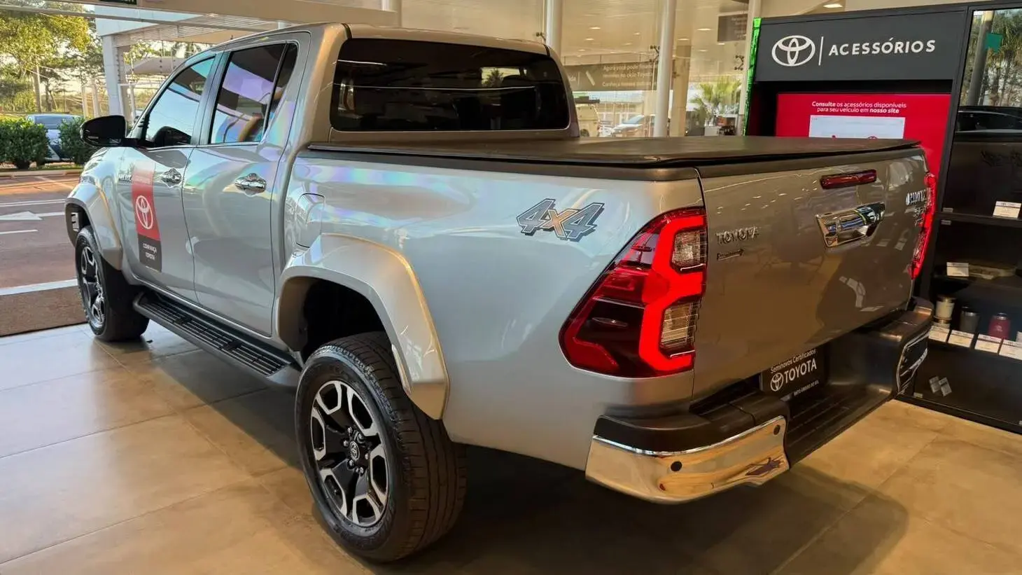 galeria HILUX