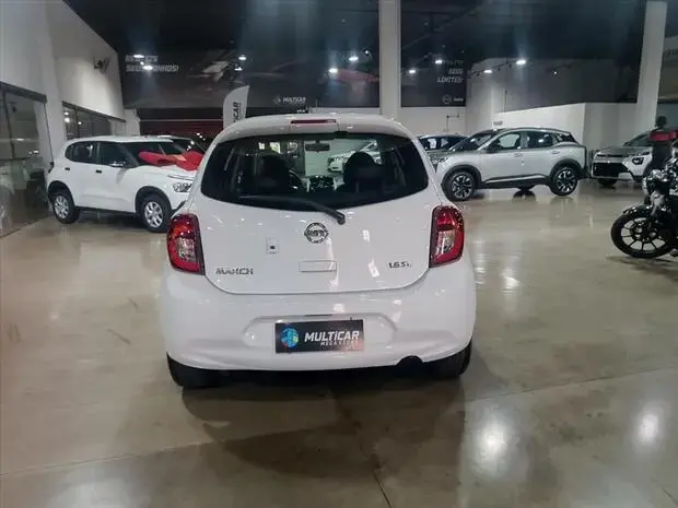 Nissan MARCH 1.6 SV 16V FLEXSTART 4P XTRONIC