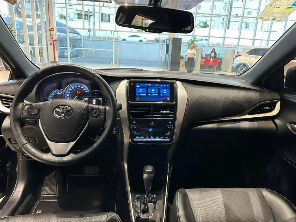 galeria YARIS