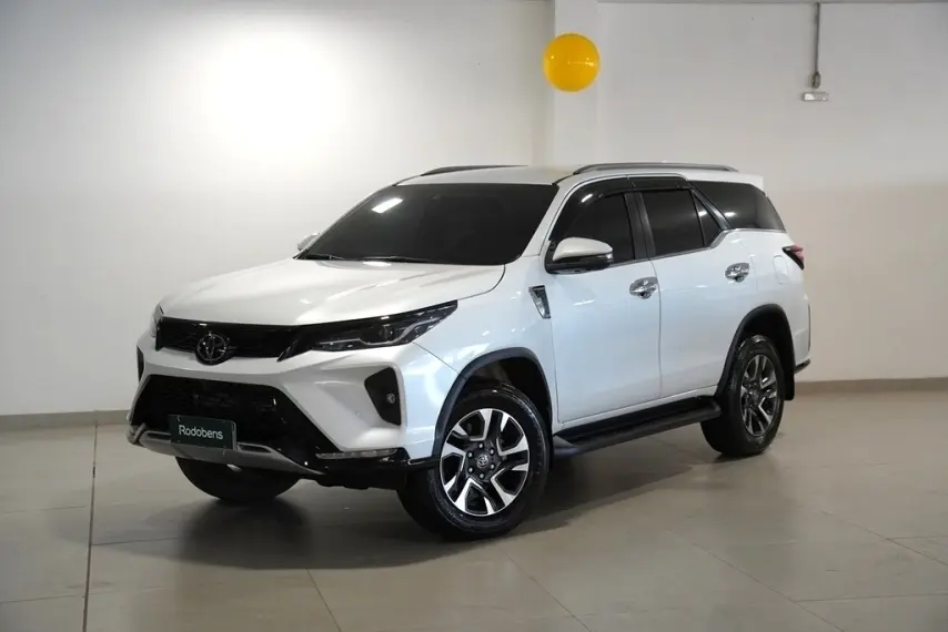 galeria HILUX SW4
