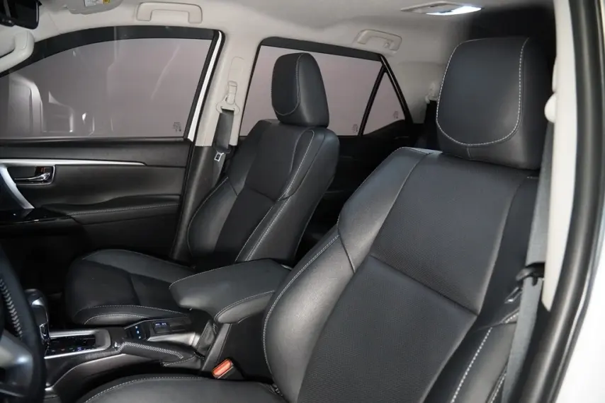 galeria HILUX SW4