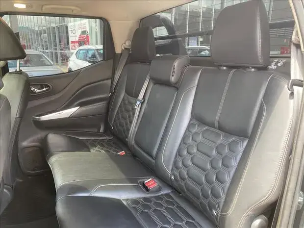 Nissan FRONTIER 2.3 16V TURBO DIESEL PLATINUM CD 4X4 AUTOMÁTICO