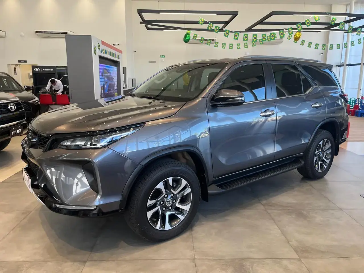 galeria SW4 SRX 7 LUGARES 2.8 4X4